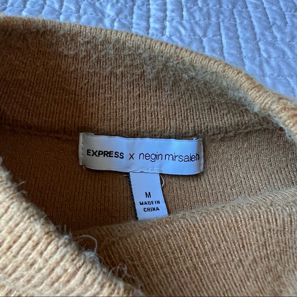 Express sweater - Picture 3 of 7